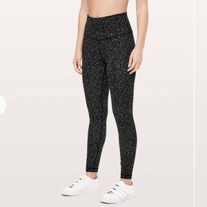 Lululemon Wunder Under Leggings Size 4
Magnetized Jacquard Black White